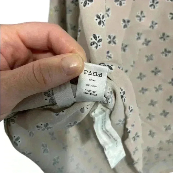 LOFT Nude/Blush Black Print Patterned Blouse Ann Taylor XS Workwear office - Picture 4 of 8